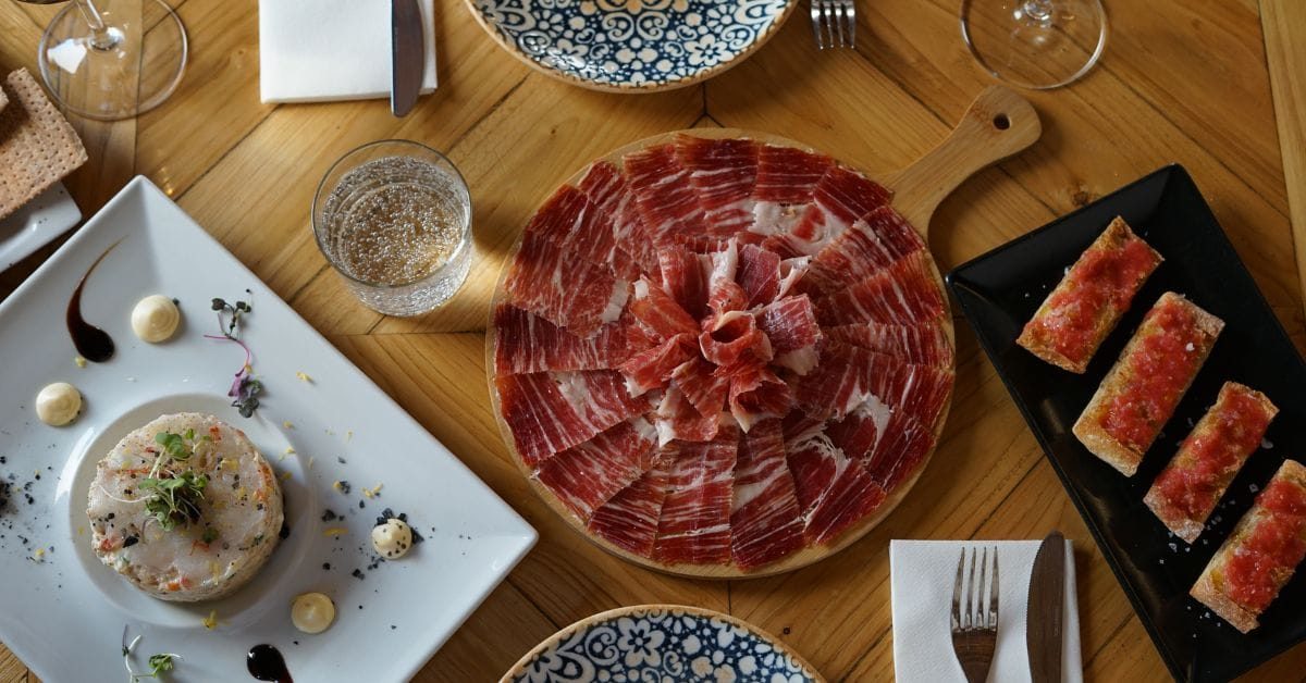 restaurante paella seville restaurante mediterraneo restaurante mediterráneo